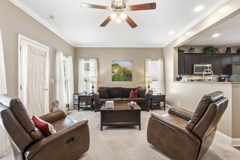 1027 Woodbury Falls Dr, Nashville, TN 37221