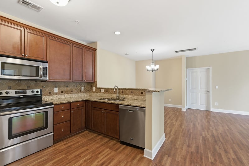 4848 Bevendean Dr #D9, Nashville, TN 37211