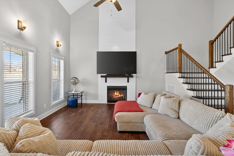 308 Young Ln, Pleasant View, TN 37146