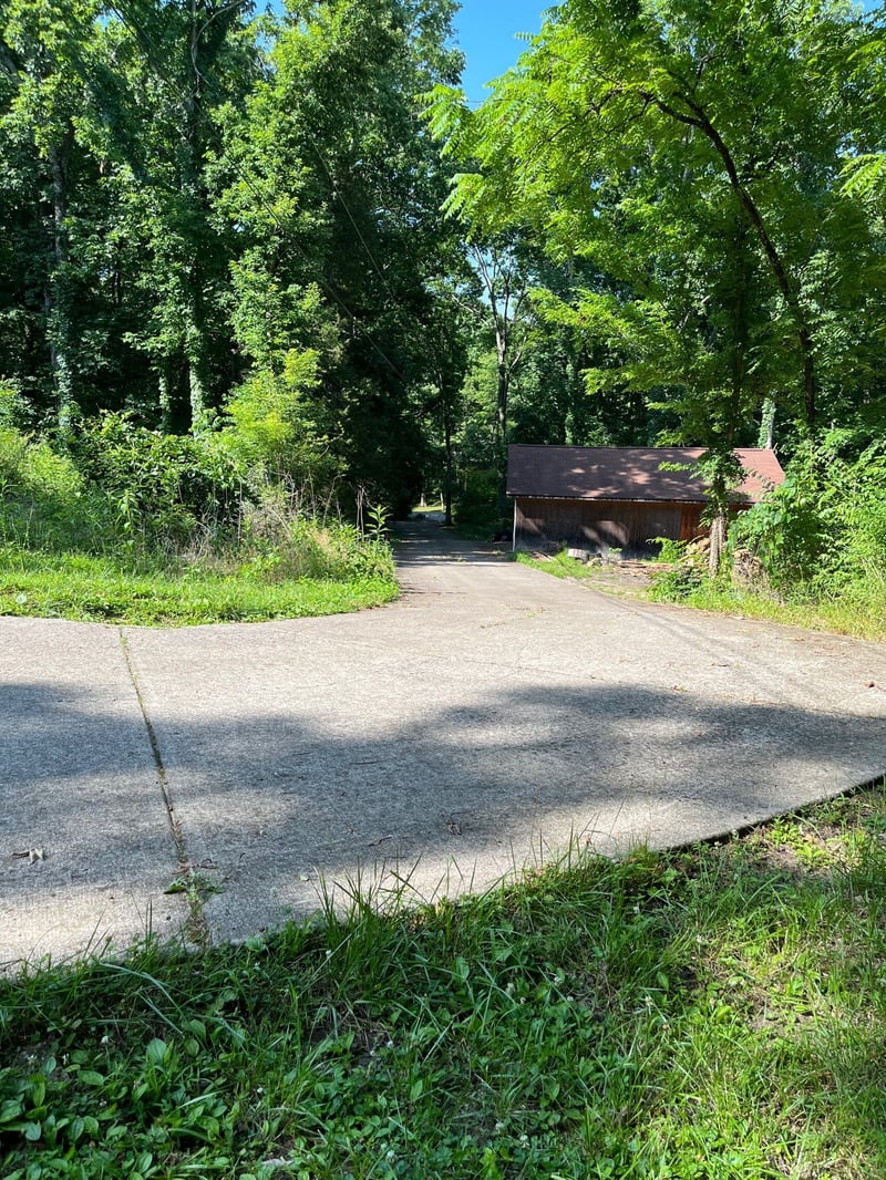 933 Bluff Rd, Brentwood, TN 37027