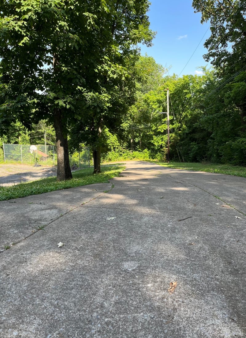 933 Bluff Rd, Brentwood, TN 37027