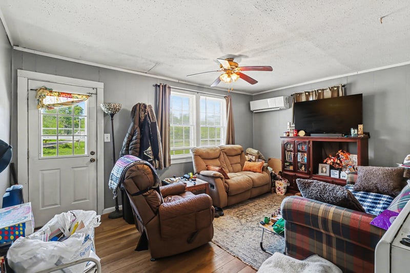 100 Morgan Springs Rd, Columbia, TN 38401