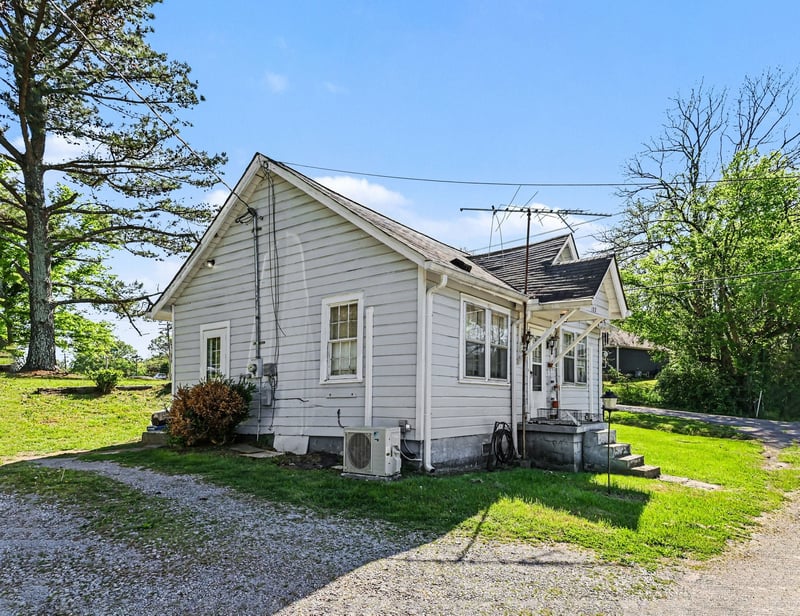 100 Morgan Springs Rd, Columbia, TN 38401