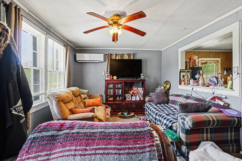 100 Morgan Springs Rd, Columbia, TN 38401