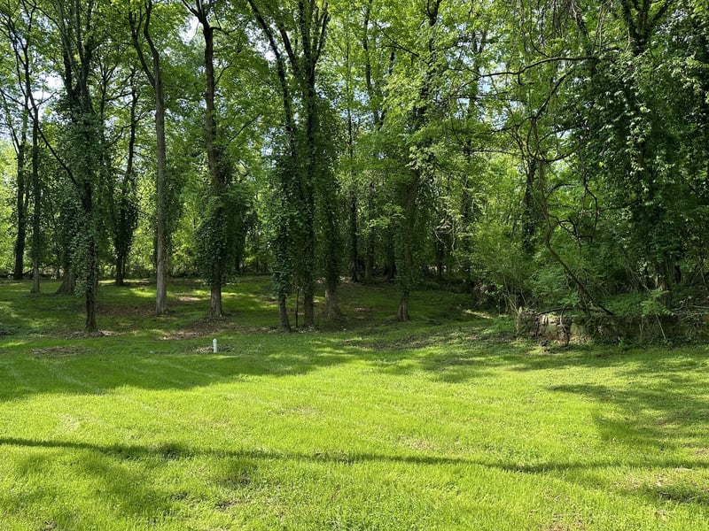 1421 Riverside Dr, Nashville, TN 37206