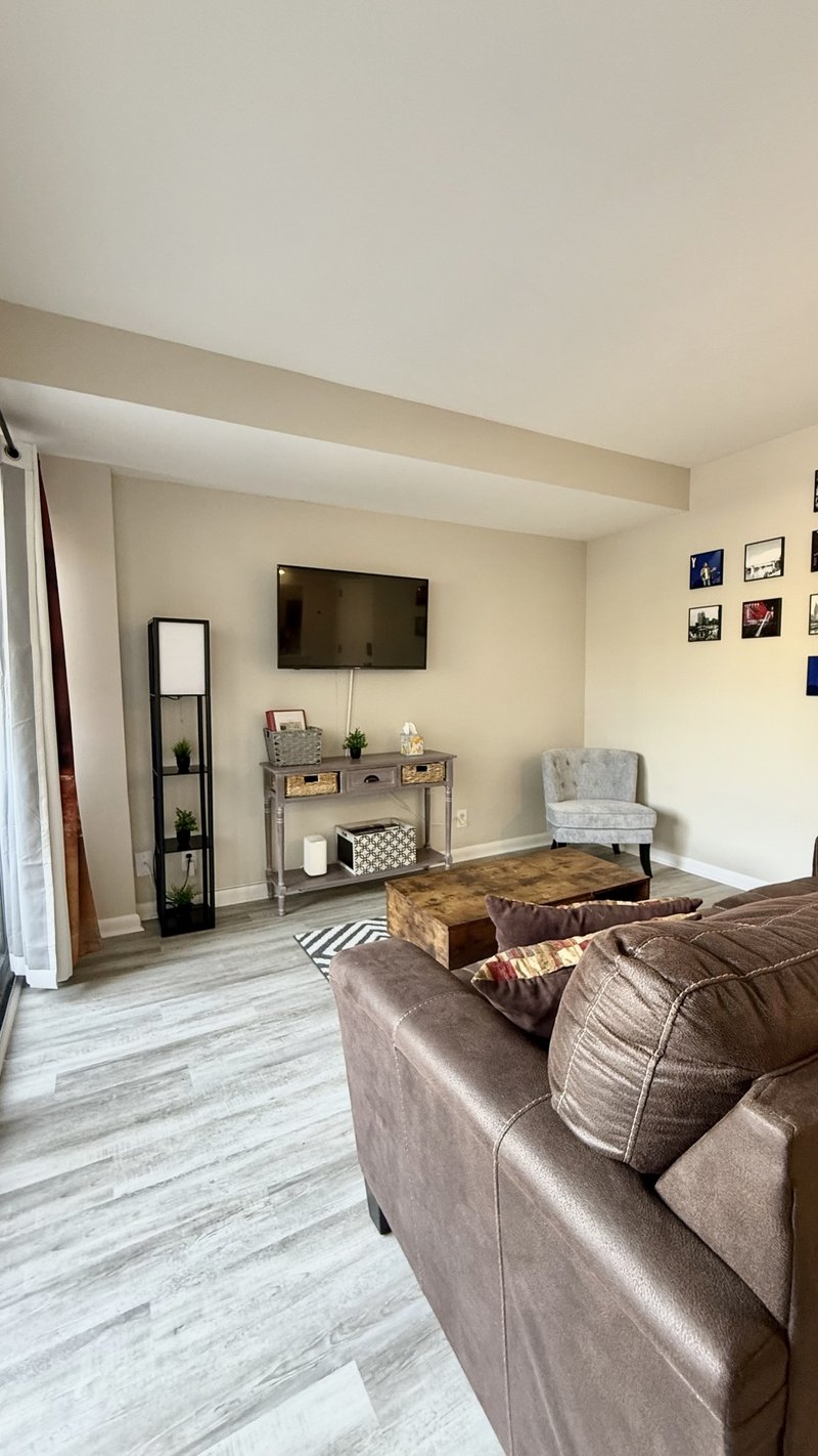 900 19th Ave #103, Nashville, TN 37212