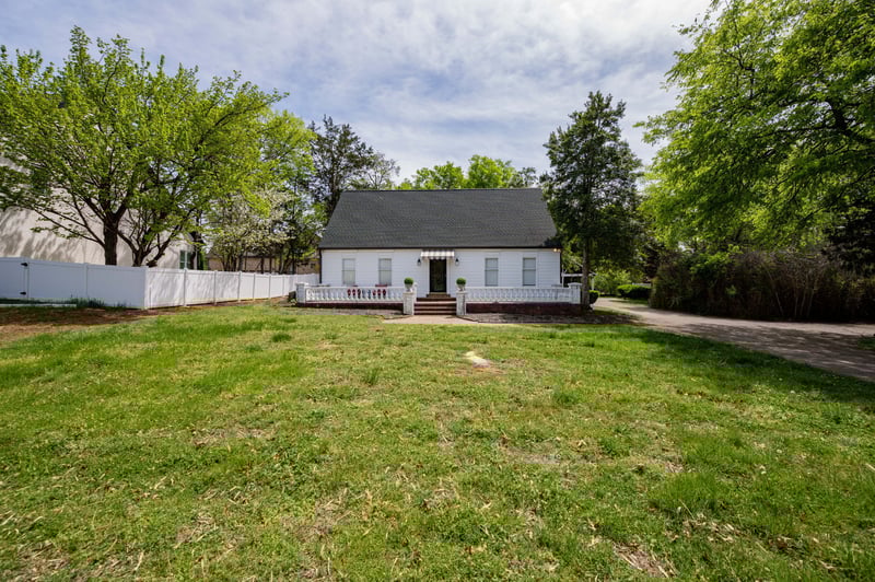 2866 N Thompson Ln, Murfreesboro, TN 37129