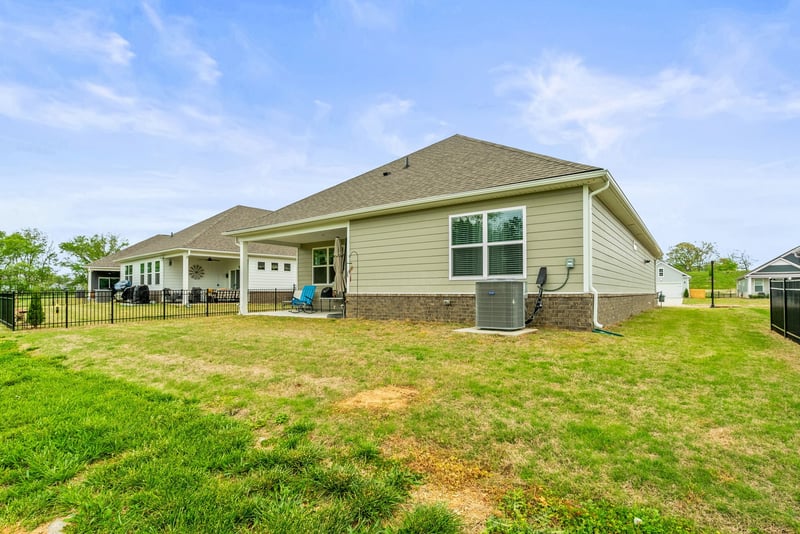 6340 Japonica Ln, White House, TN 37188