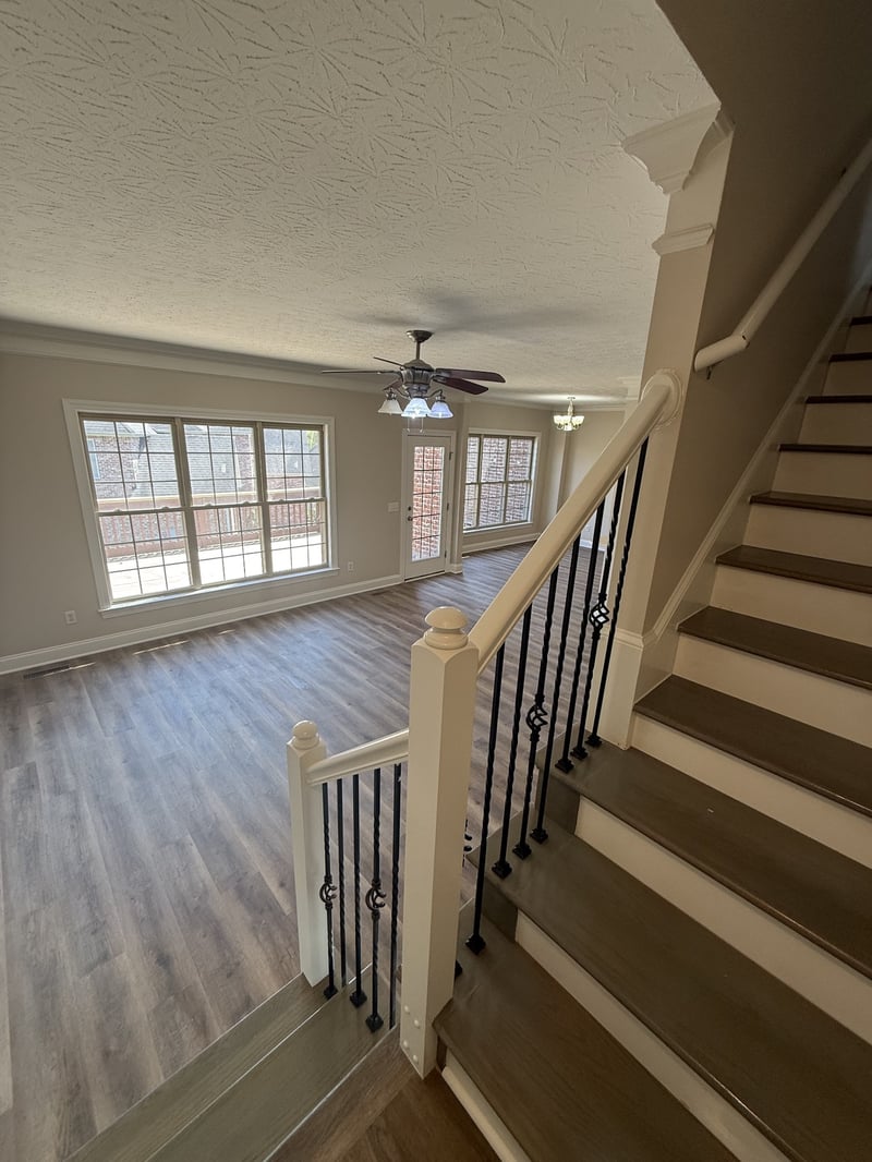 1030 Tower Hill Ln, Hendersonville, TN 37075