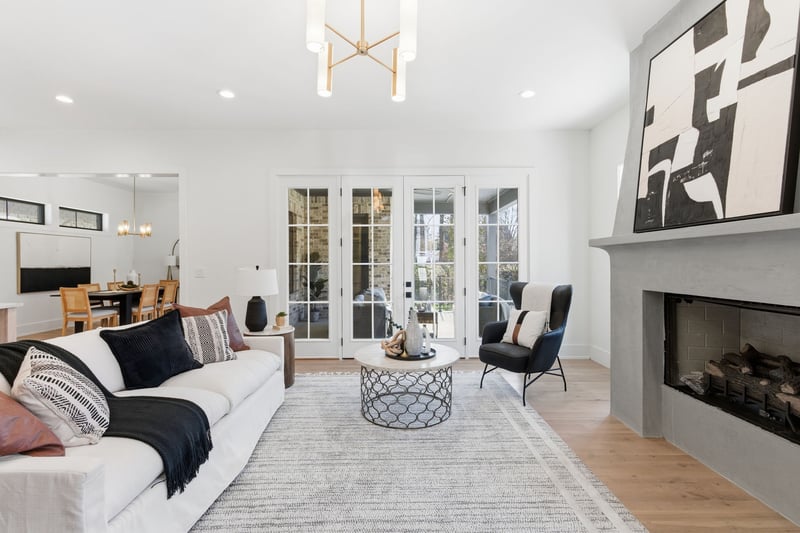 1525 Graybar Ln, Nashville, TN 37215