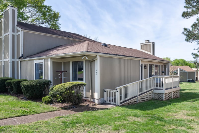 707 Albar Dr, Nashville, TN 37221