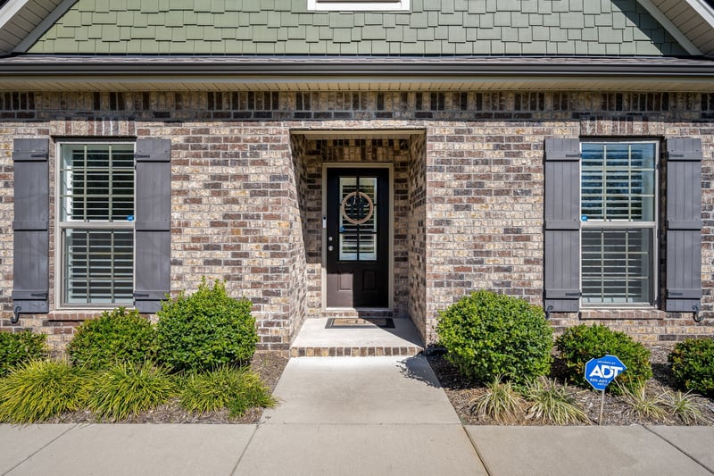 5640 Maples Retreat Dr, Murfreesboro, TN 37127