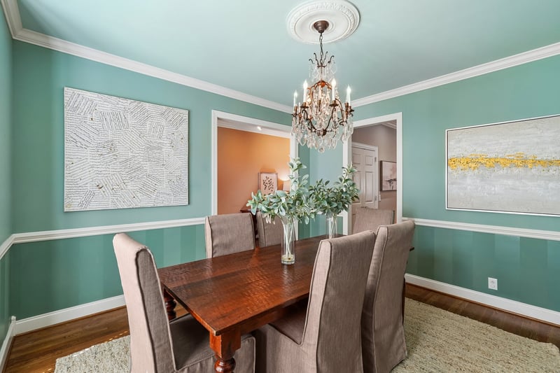 621 Cherry Glen Cir, Nashville, TN 37215