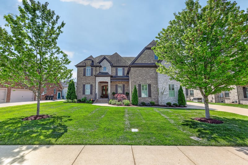 714 Dallas Ct, Murfreesboro, TN 37130