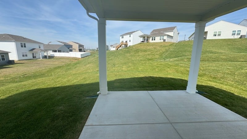 3282 Barrel Oak Ps, Columbia, TN 38401