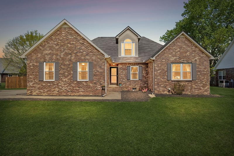 1928 Pennington Dr, Murfreesboro, TN 37129