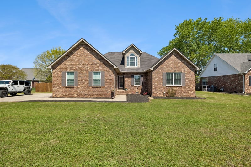 1928 Pennington Dr, Murfreesboro, TN 37129