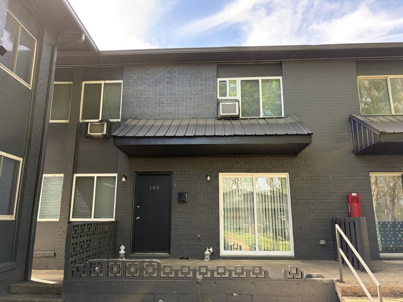 550 Harding Pl #C105, Nashville, TN 37211