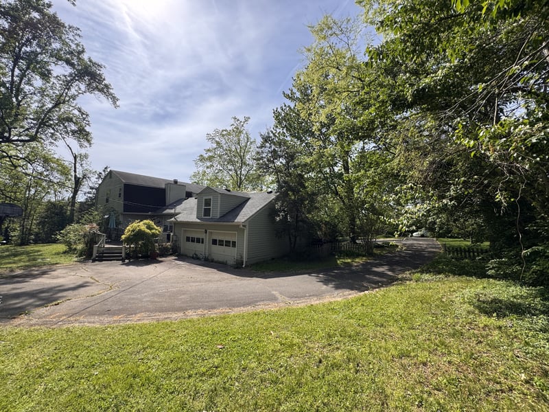 100 Bellevue Dr, Nashville, TN 37205