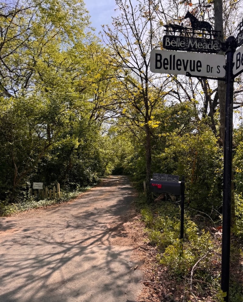 100 Bellevue Dr, Nashville, TN 37205