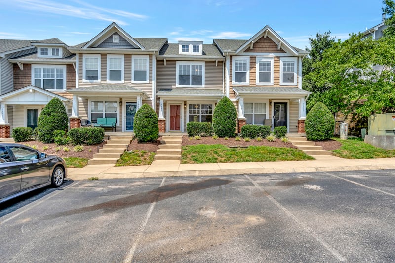 3395 Harpeth Springs Dr, Nashville, TN 37221