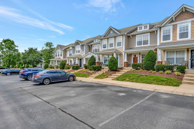 3395 Harpeth Springs Dr, Nashville, TN 37221