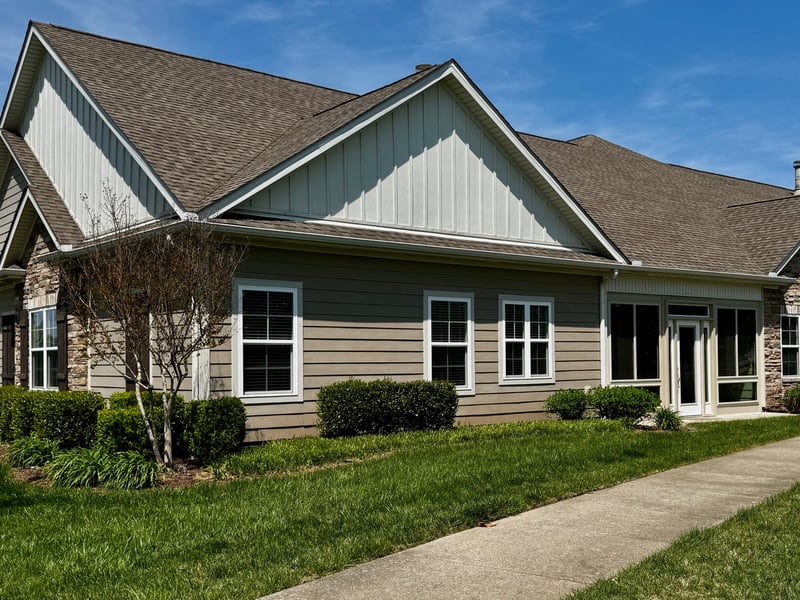 2177 Stonecenter Ln, Murfreesboro, TN 37128