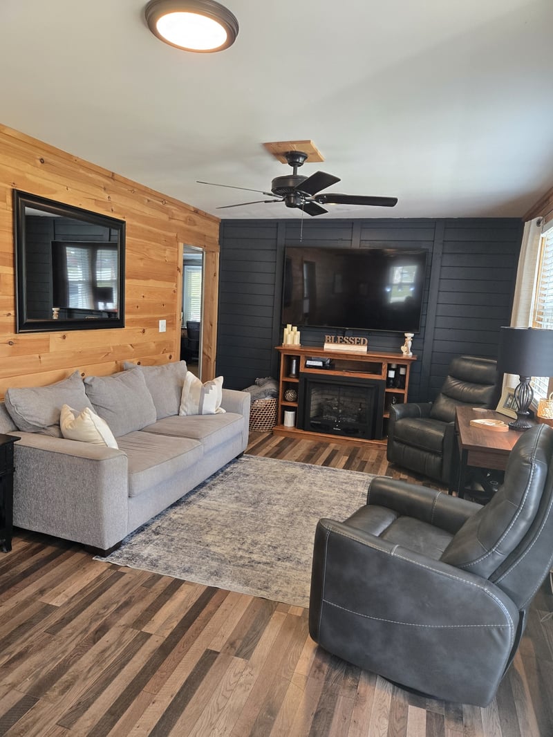 1605 New Dry Hollow Rd, Vanleer, TN 37181