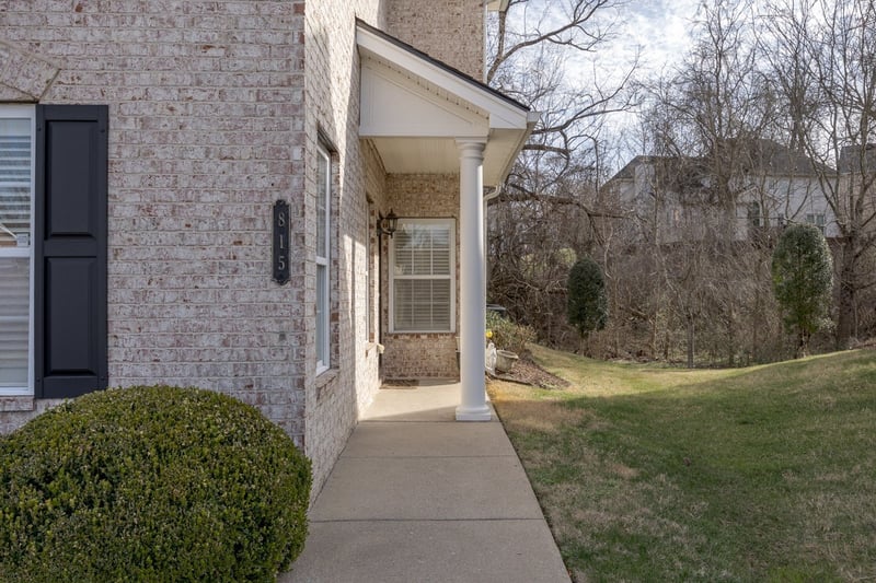 815 Barrington Place Dr, Brentwood, TN 37027