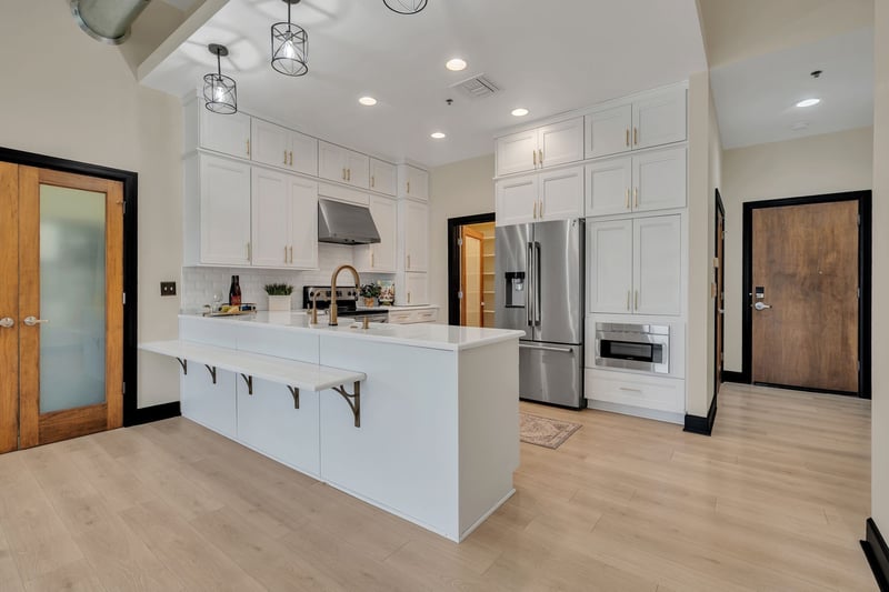 205 31st Ave #303, Nashville, TN 37203