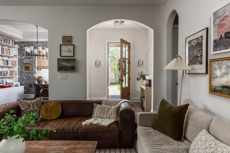 8033 Still Spring Ridge Dr, Nashville, TN 37221