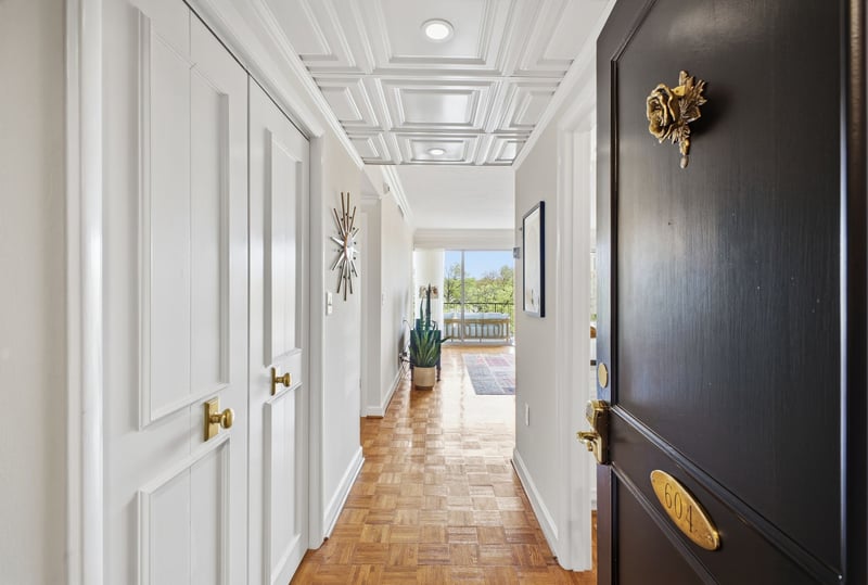 4215 Harding Pike #604, Nashville, TN 37205