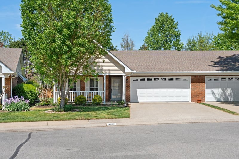 520 Forest Glen Cir, Murfreesboro, TN 37128
