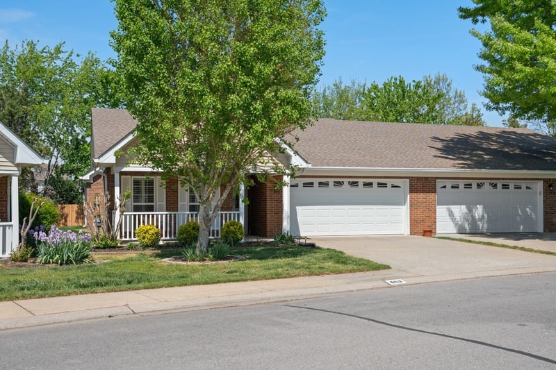 520 Forest Glen Cir, Murfreesboro, TN 37128