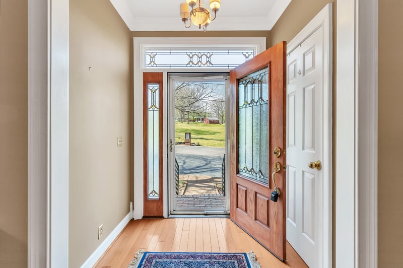 517 Harbor Village Dr, Madison, TN 37115