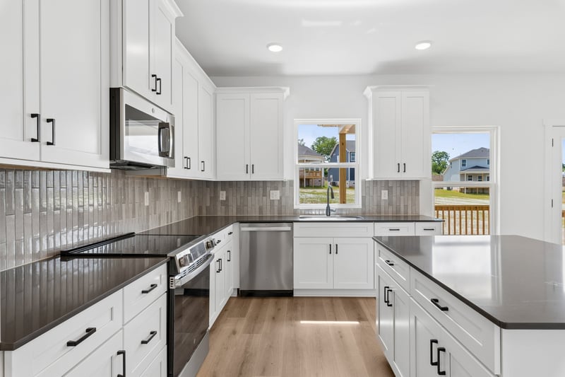 3146 Rolling Brook Dr, Columbia, TN 38401