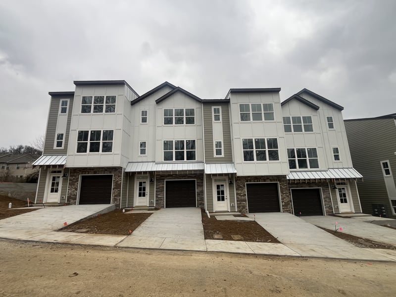 2002 Sonya Ter, Nashville, TN 37209