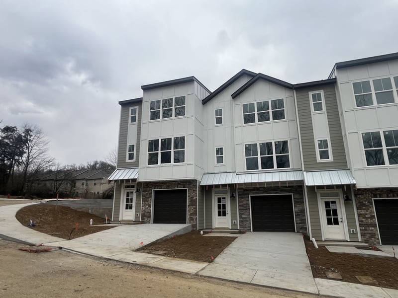 2002 Sonya Ter, Nashville, TN 37209