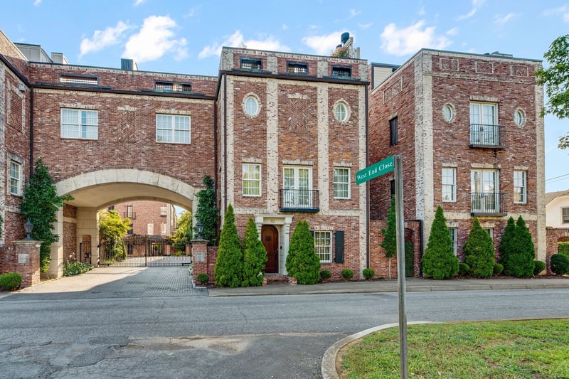 112 West End Close, Nashville, TN 37205