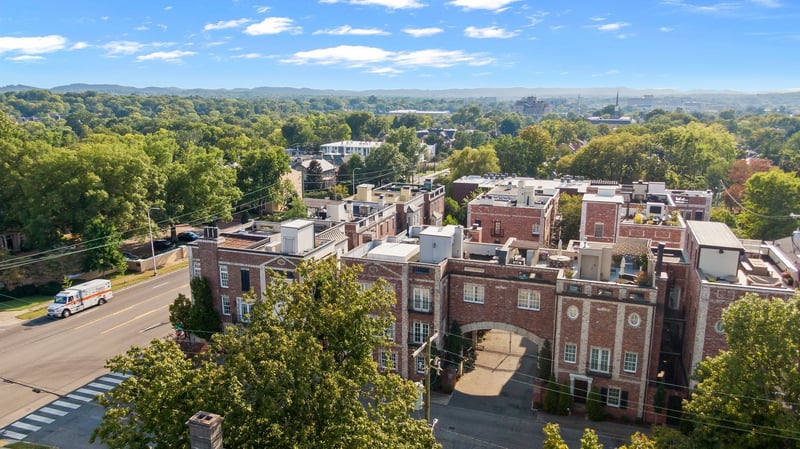 112 West End Close, Nashville, TN 37205