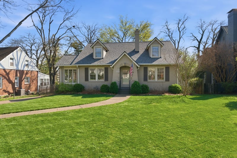 1613 S Observatory Dr, Nashville, TN 37215