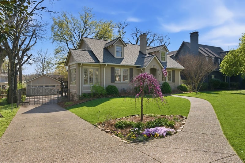 1613 S Observatory Dr, Nashville, TN 37215