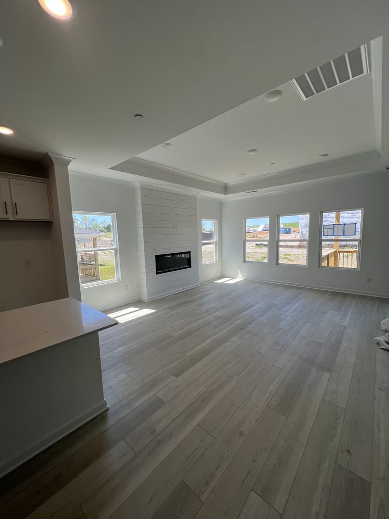 2940 Sharpstone Dr, Columbia, TN 38401