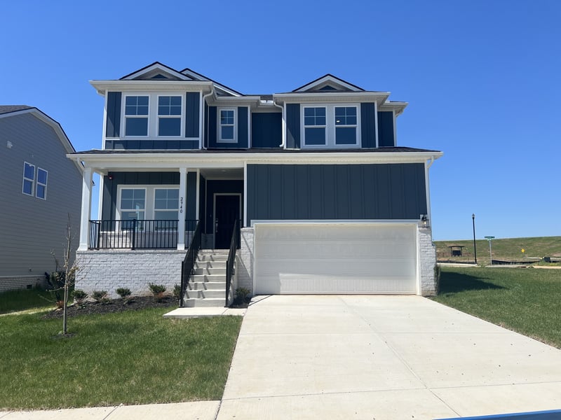 2940 Sharpstone Dr, Columbia, TN 38401
