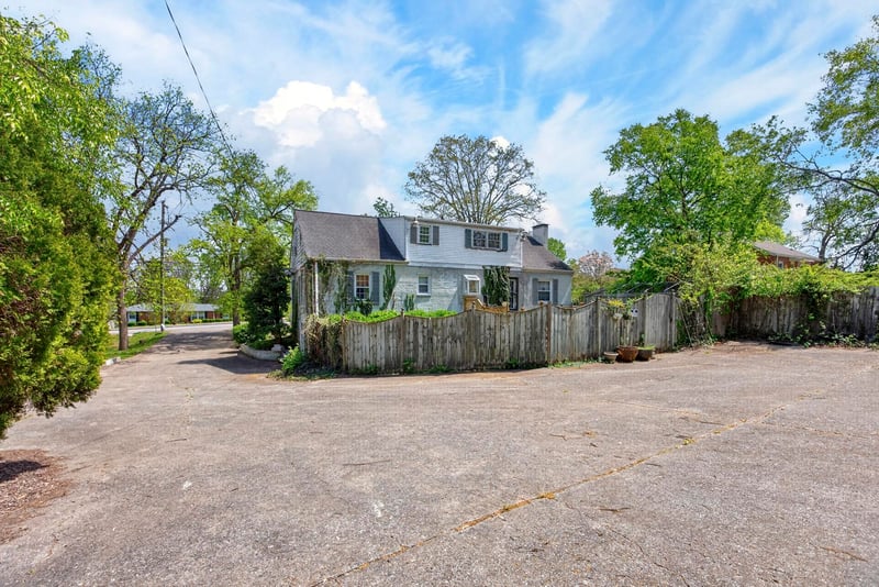 118 S Graycroft Ave, Madison, TN 37115