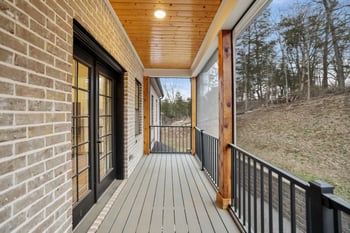 7674 Sawyer Brown Rd, Nashville, TN 37221