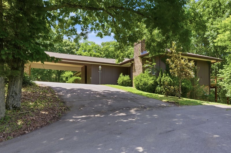 6010 Murray Ln, Brentwood, TN 37027