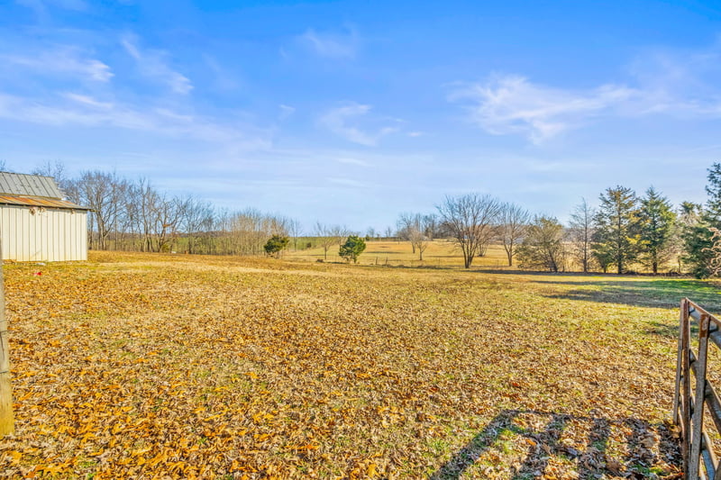 6041 Mcdaniels Rd, Springfield, TN 37172