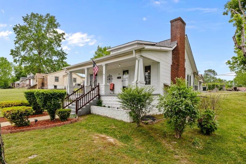 412 High St, Dickson, TN 37055
