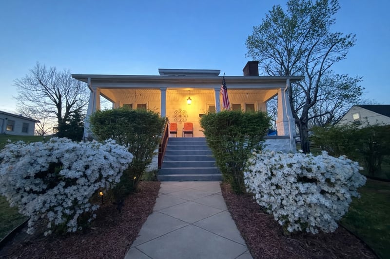 412 High St, Dickson, TN 37055